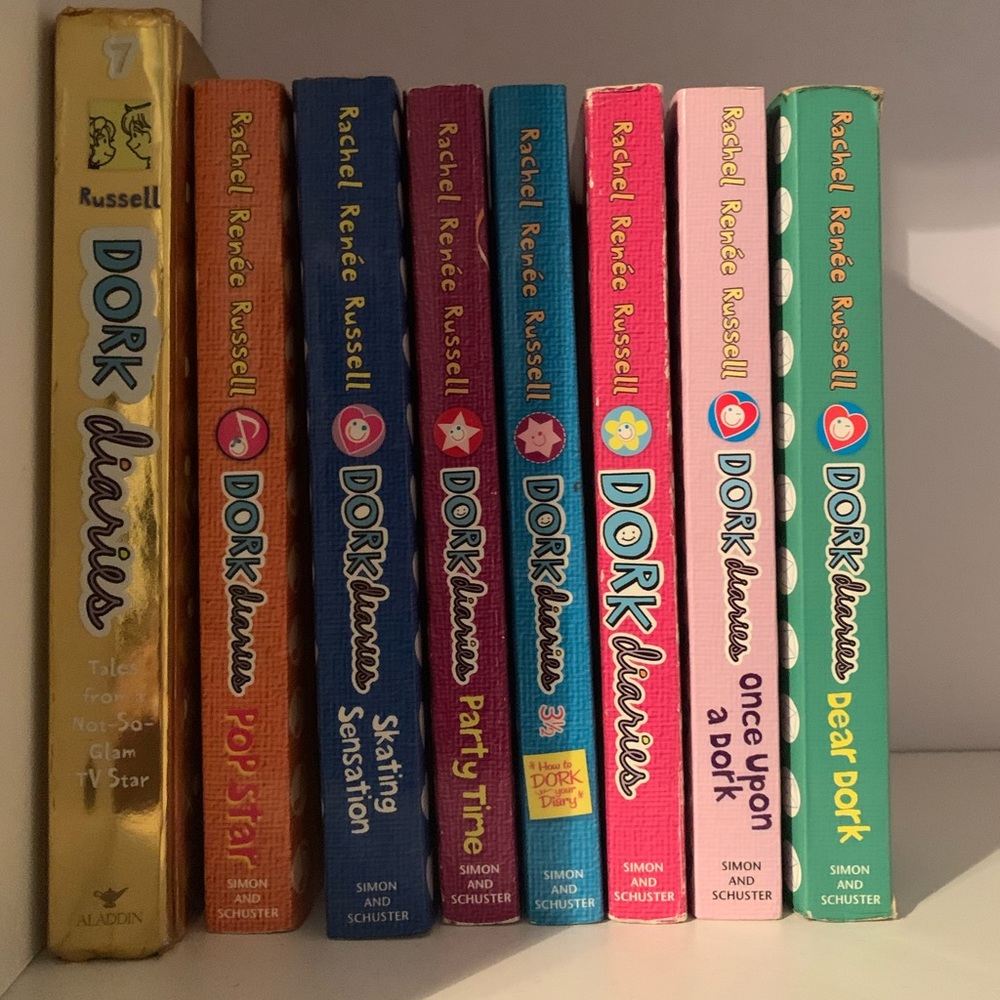 Dork Diaries Book Bundle